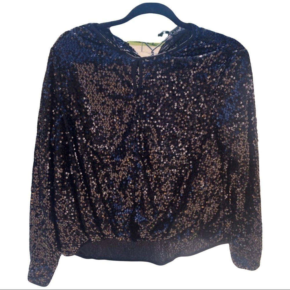 𝅺SHEIN  Black SequenceTop